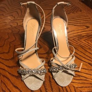 Badgley Mischka heels